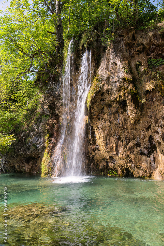 Fototapeta premium Turquoise water waterfalls in Plitvice national park - Croatia