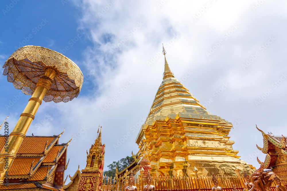 Fototapeta premium Phra That Doi Suthep Temple is buddhist temple in Chiang Mai, Thailand.
