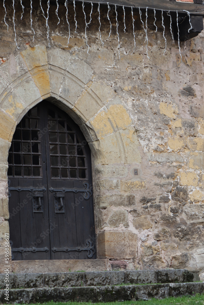 Fototapeta premium Detalles de un edificio en Santillana del Mar