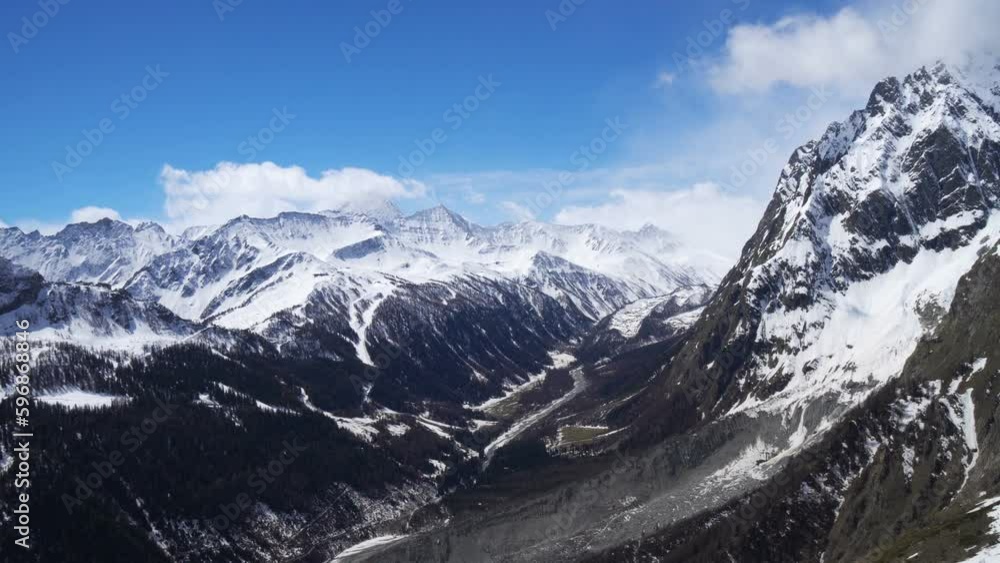 Snowy Alps Mountain from Mont Blanc, Real Time
Snowy Alps Mountain from Mont Blanc, Real Time