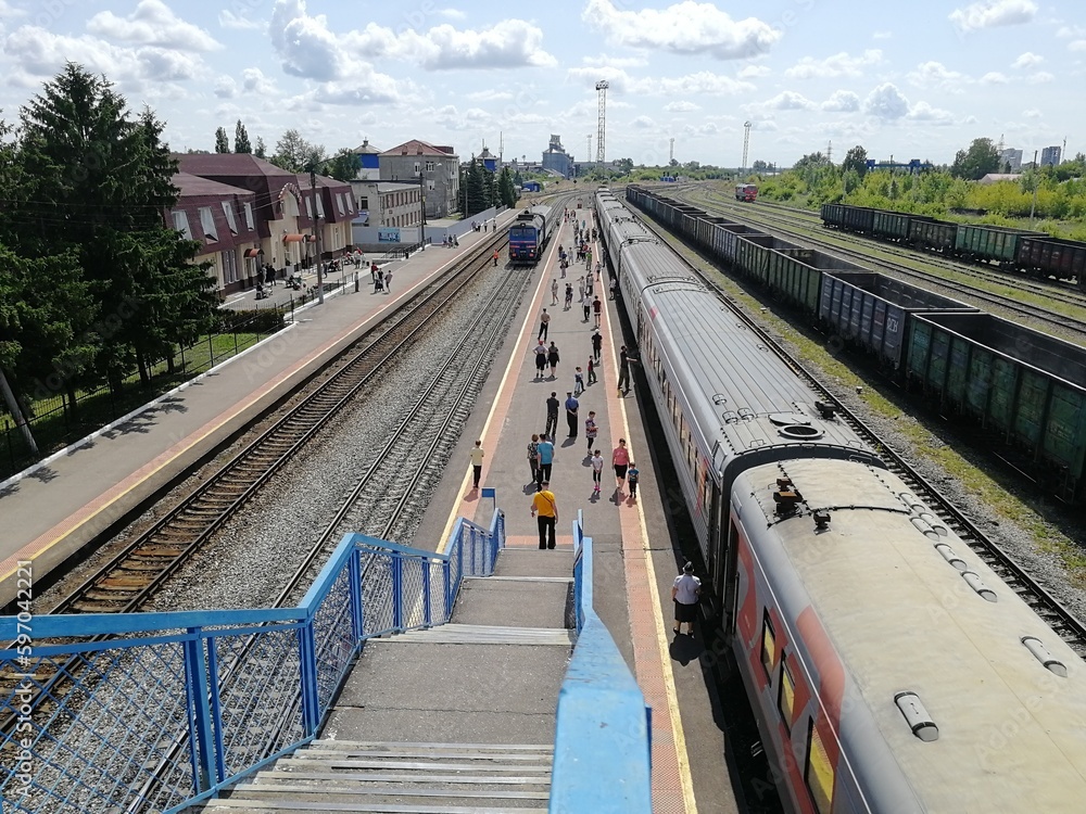Naklejka premium railway bridge in the city