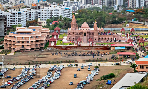 Aerial view of cars parked and side of Shree Swaminarayan temple. photo
