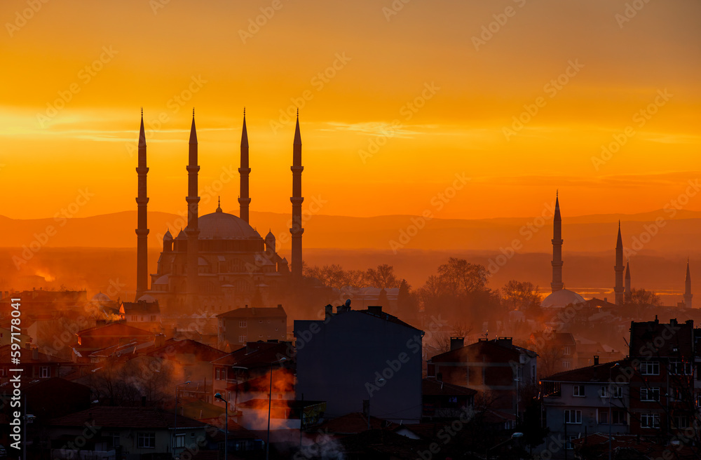 Fototapeta premium Selimiye Mosque and a unique sunset, Edirne, Turkey