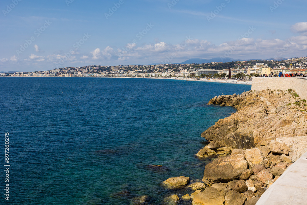 Panorama sur le front de mer de Nice depuis la Pointe de Rabau-Capeu