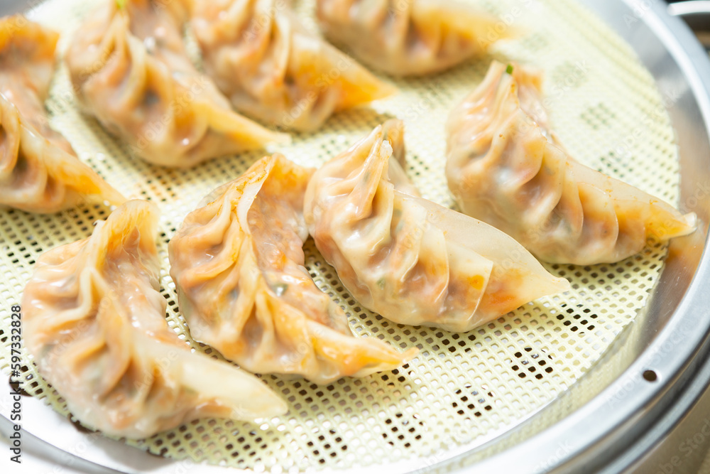 chinese steamed dumplings, meat dumplings