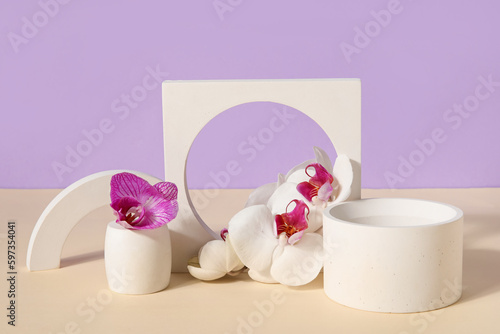 Minimalist product display ...