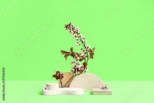 Spring cherry blossom branc...