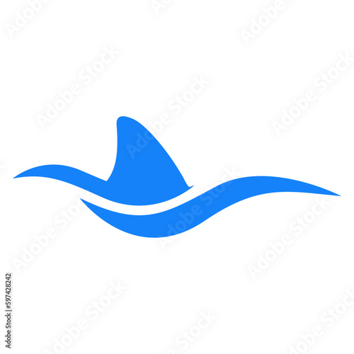 Logo Nautical. Silueta de aleta de tiburón con olas de mar