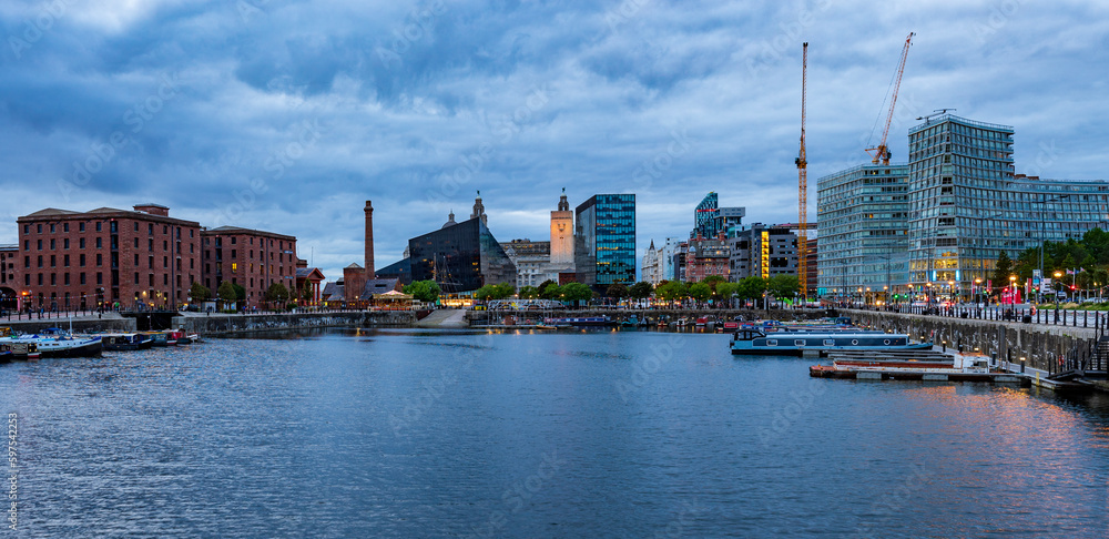 Naklejka premium Salthouse Dock at blue hour, Liverpool, United Kingdom. Liverpool Waterfront and skyline. England, Great Britain.
