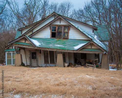 old abandoned house © Chris Davidson