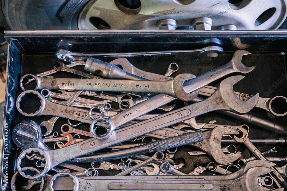 A bustling truck maintenance shop, providing comprehensive truck wash services and expert repair solutions for both trucks and trailers.