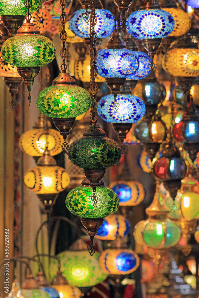 Souvenir lamps in traditional Turkish style on shop windows in Istanbul