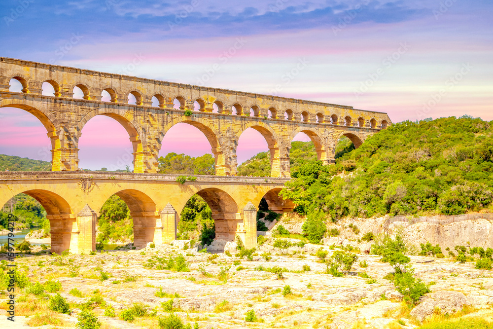 Obraz premium Pont Du Gard, Vers, Brücke, Südfrankreich 