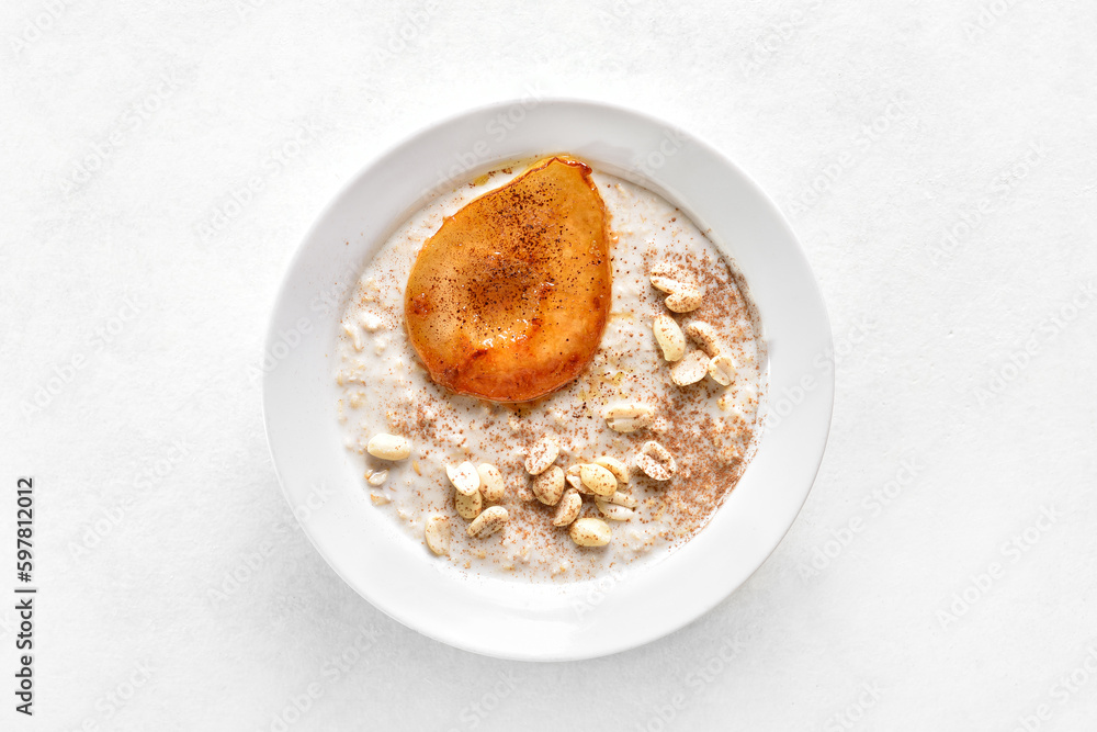 Oat porridge with caramelized pear and peanut Oat porridge with caramelized pear and peanut