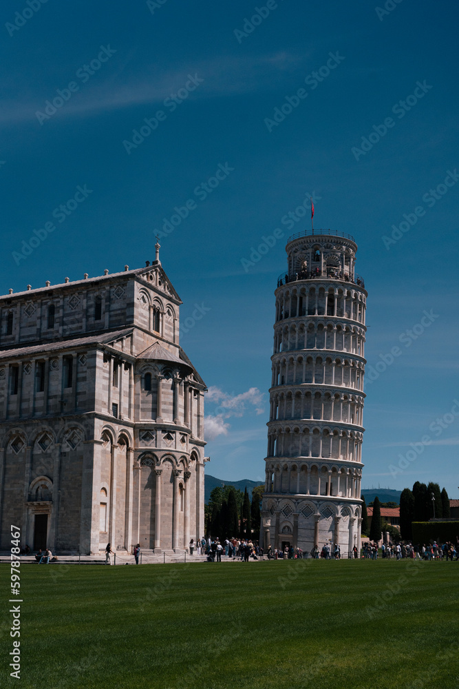leaning tower of Pisa