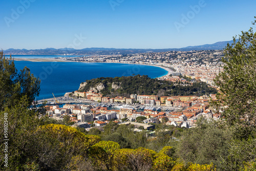 Panorama sur la Baie des Anges à Nice depuis le Mont Boron