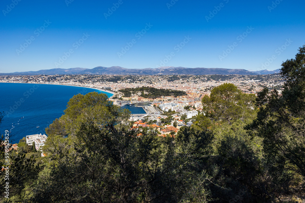 Panorama sur la Baie des Anges à Nice depuis le Mont Boron
