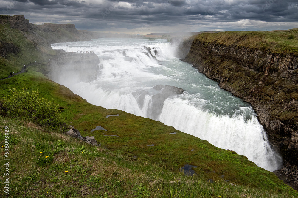 wodospad Gullfoss Islandia natura z wodą rzeką