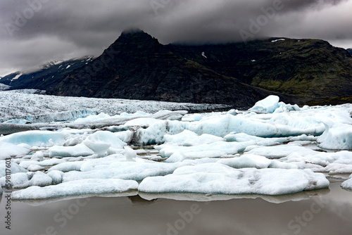 Islandia lodowiec topniejący lodowiec katastrofa ekologiczna