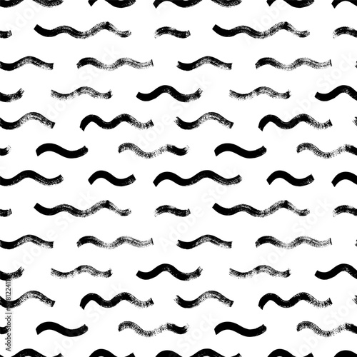 Seamless pattern with bold wavy lines. Brush drawn grunge ripple texture. Abstract thick vector waves with grunge texture. Vector curved brush strokes. Horizontal monochrome smears.
