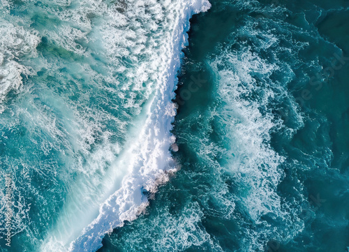 waves on the sea © Hai Uong