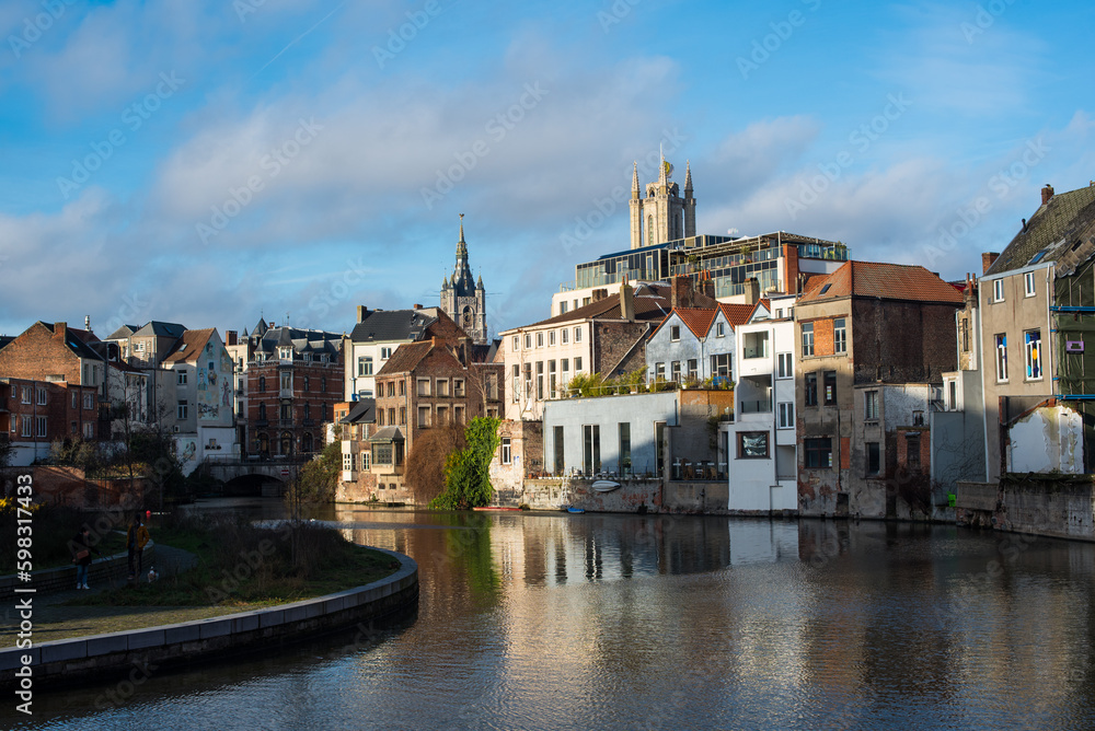  houses on the canal in Belgium 