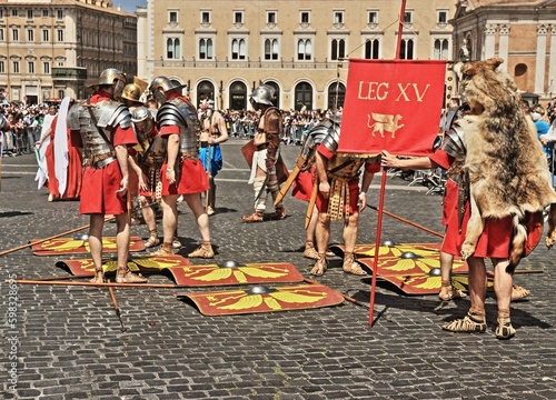 Natale di Roma 2023. Corteo storico