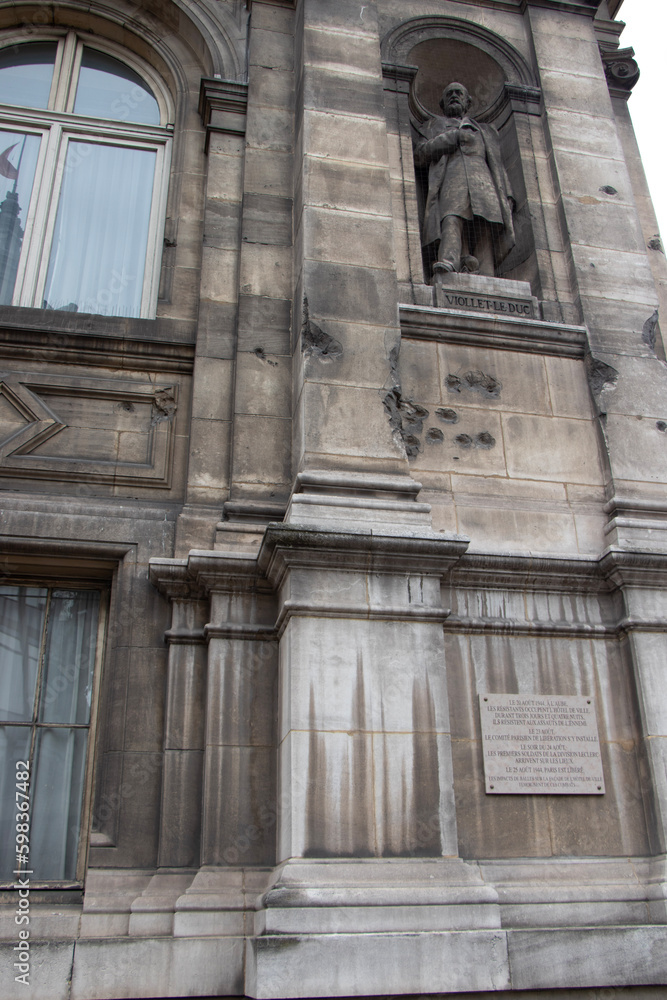 detail of the facade of the cathedral of st mary