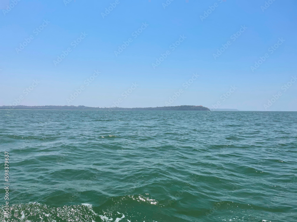 Fototapeta premium blue sea and sky