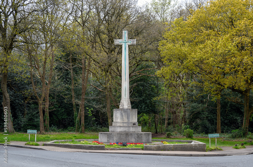 The war memorial in Chislehurst, Kent, UK. The war memorial is on Chislehurst Commons at the intersection of Bromley Rd and Centre Common Rd. Chislehurst is in the Borough of Bromley, Greater London. The war memorial in Chislehurst, Kent, UK. The war memorial is on Chislehurst Commons at the intersection of Bromley Rd and Centre Common Rd. Chislehurst is in the Borough of Bromley, Greater London.