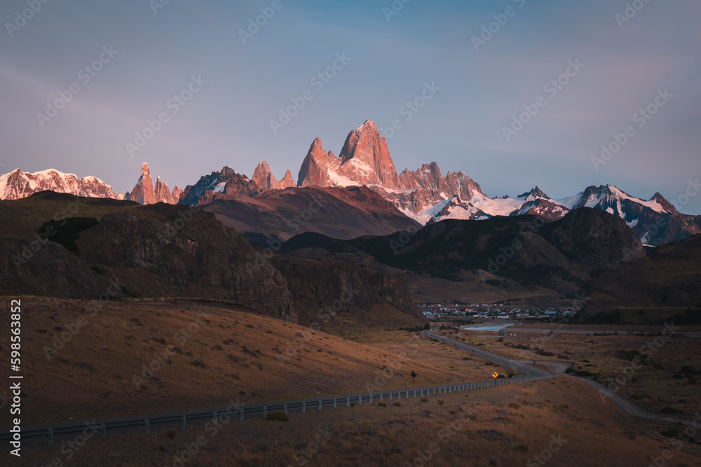 Naklejka premium Sunset in Mount Fitz Roy, El Chalten, Argentina. Located on Ruta 40 of Patagonia.