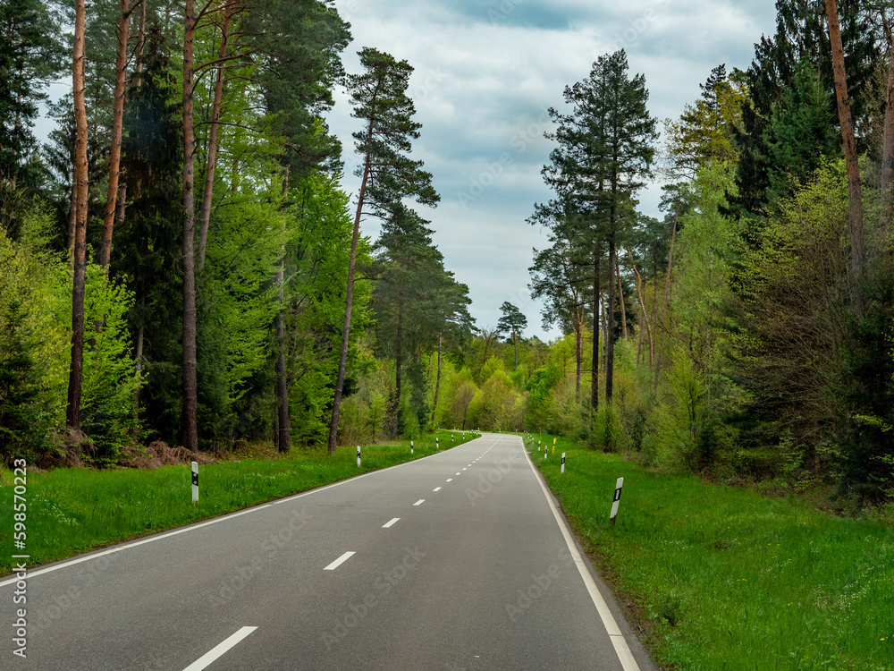 Fototapeta premium Bundesstrasse im Herbst