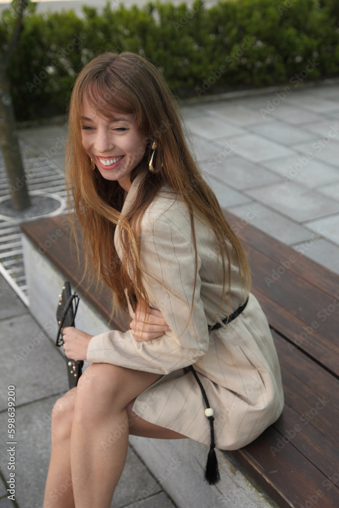 Fototapeta premium Fashion model in the street