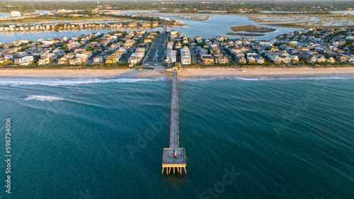 Photographie Drone photo of the Johnnie Mercers Fishing Pier in Wrightsville Beach, NC