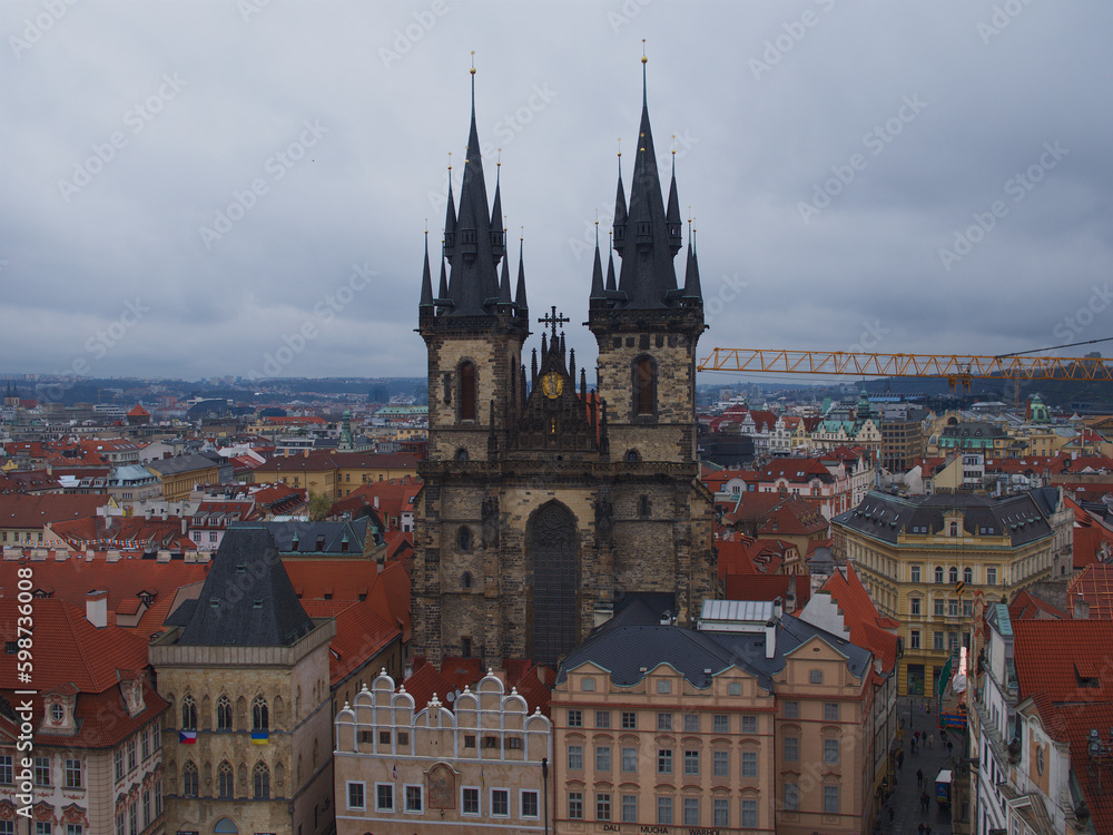 Fototapeta premium Praga è uguale a Parigi in termini di bellezza.