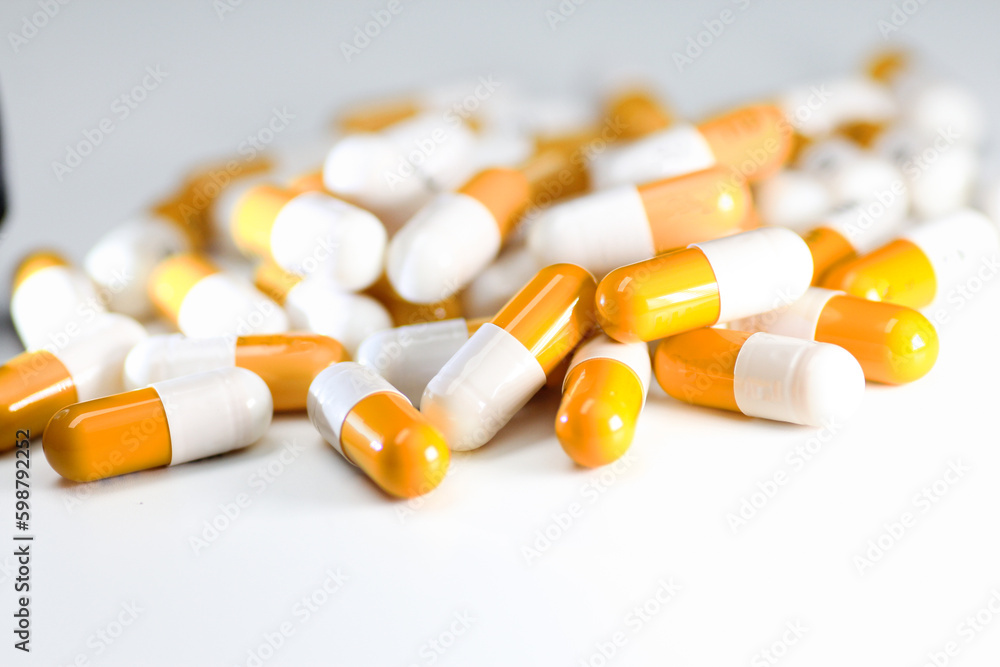 Yellow & White Pills 