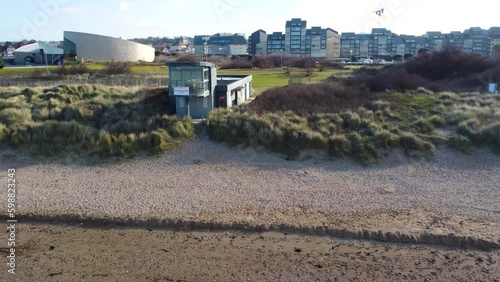 Plages du débarquement, seconde guerre mondiale, Juno Beach, Courseulles-sur-Mer, drone, 4K