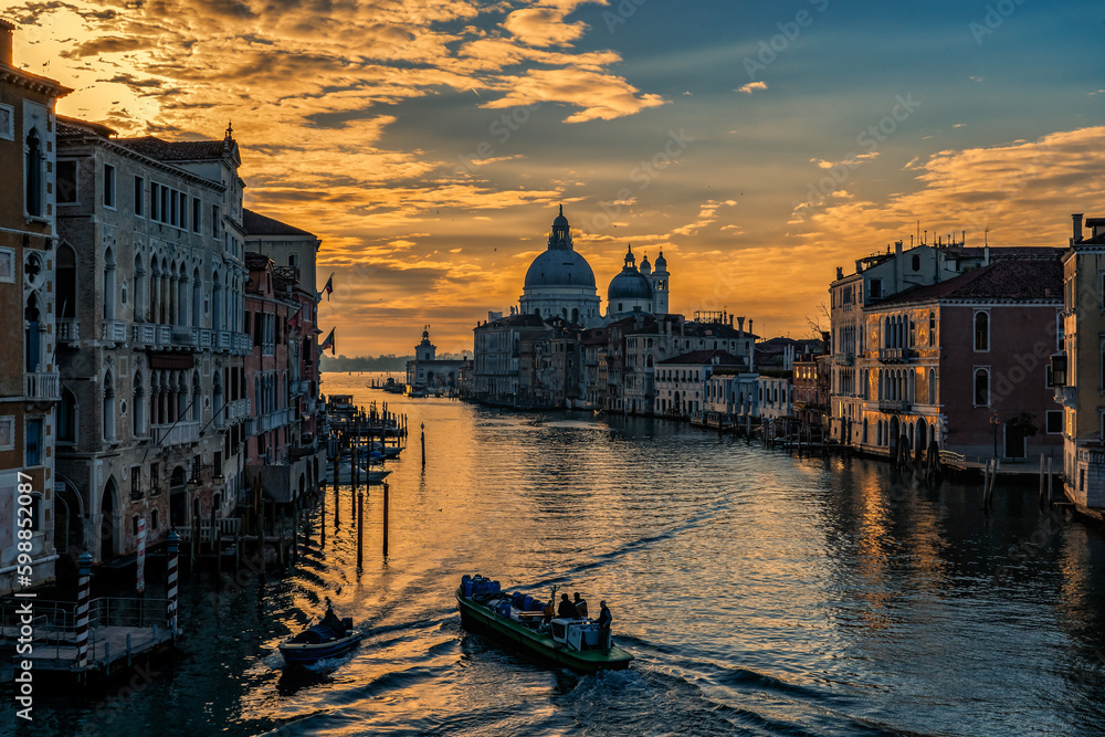 Sunrise on Grand Canal