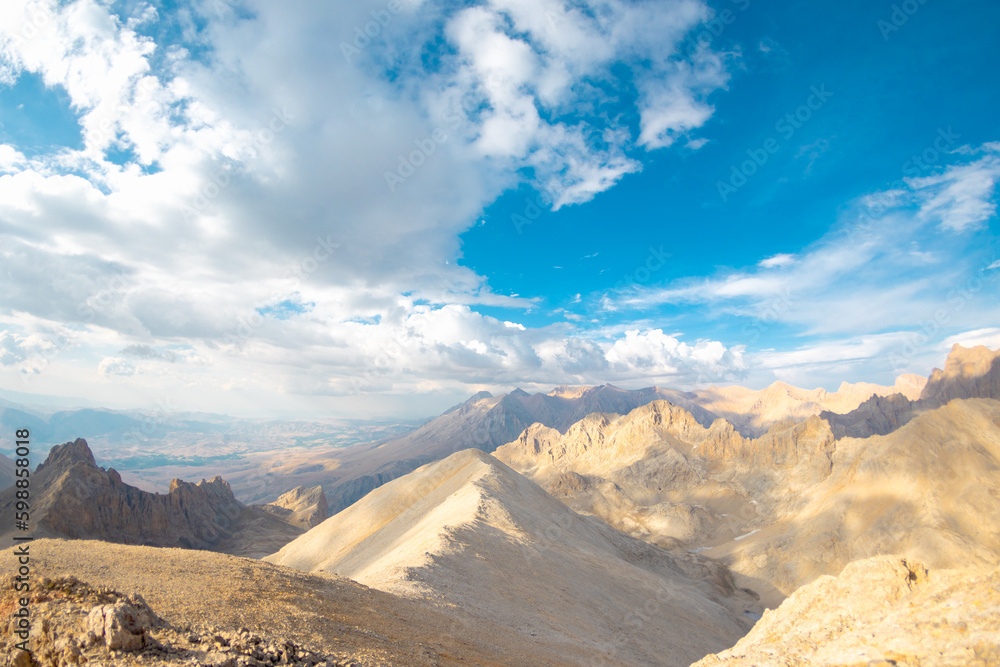 Fototapeta premium Aladaglar National Park. Cloudy mountain landscape. Transmountain trips. Trekking Aladaghlar. Turkey..