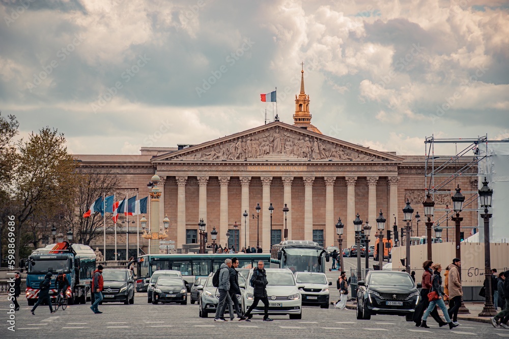 Naklejka premium Palace in the center of paris city