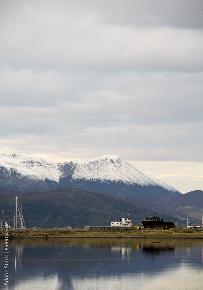 Paisaje de la ciudad de Ushuaia, Tierra del Fuego, Argentina