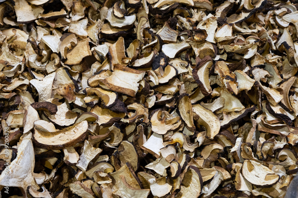 Dried sliced mushrooms for cooking Dried sliced mushrooms for cooking