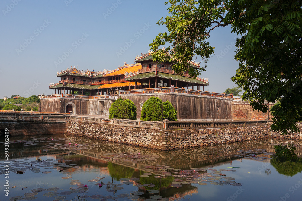 Huế, Viet Nam: Ngọ Môn Gate, the main entrance to the Imperial City, with the Five-Pheonix Pavilion above and moat in the foreground.