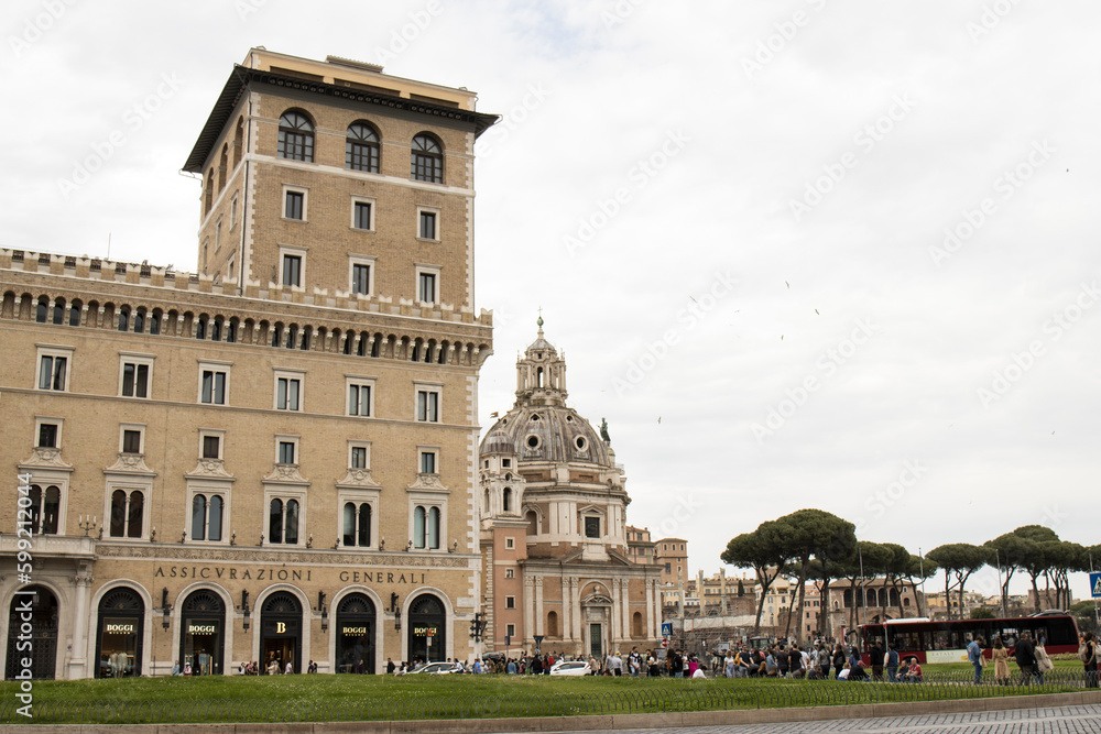 HISTORICAL MONUMENTS BUILDINGS OF ROME ITALY