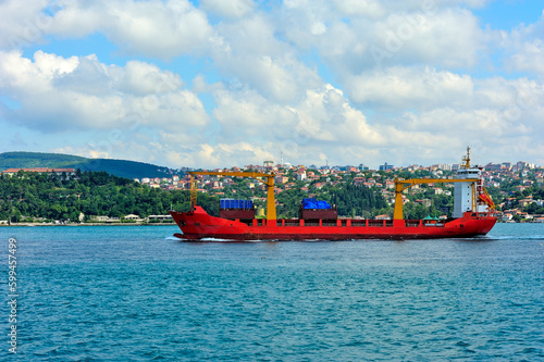 Obraz na płótnie Large bulk carrier sailing on the Bosphorus Strait in Istanbul, Turkey w salonie