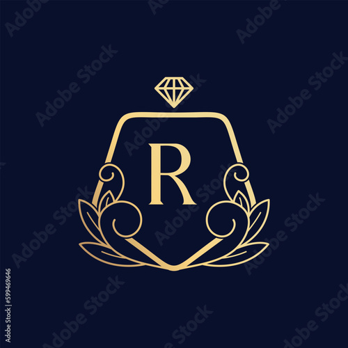 Vector Premium Luxurious Perfume Logo R