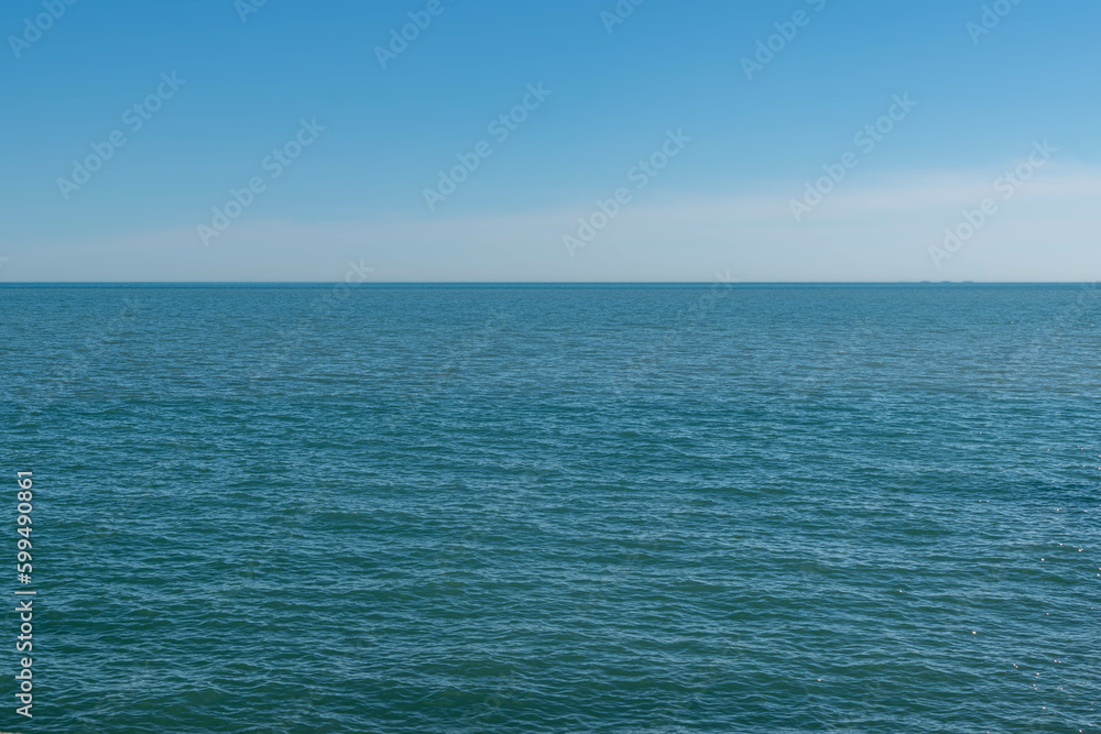 Obraz premium sea and blue sky