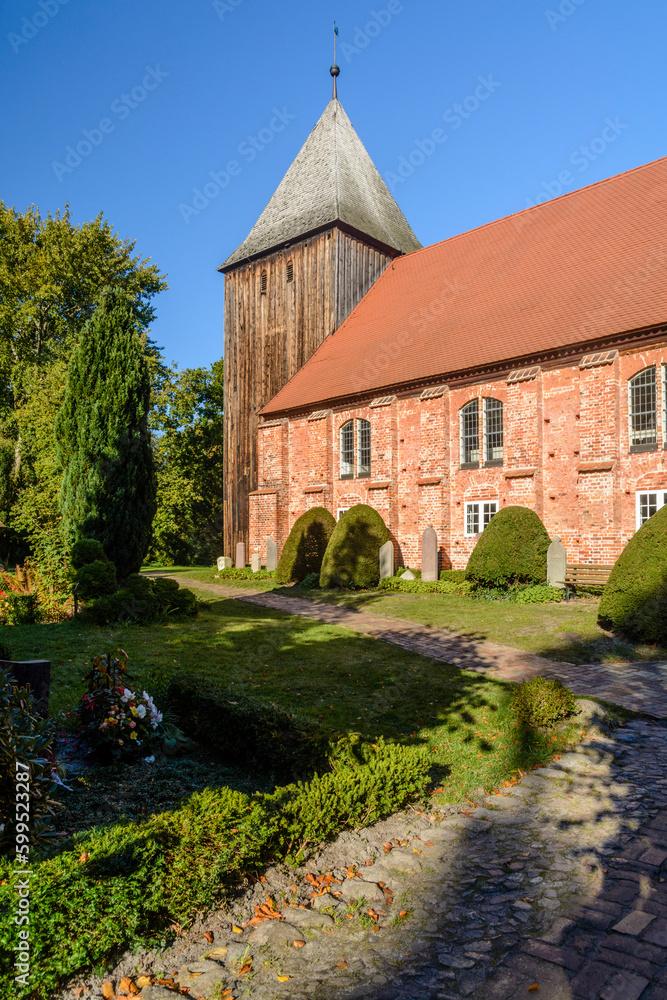 Fototapeta premium Seemannskirche, Ostseebad Prerow, Mecklenburg-Vorpommern, Deutschland