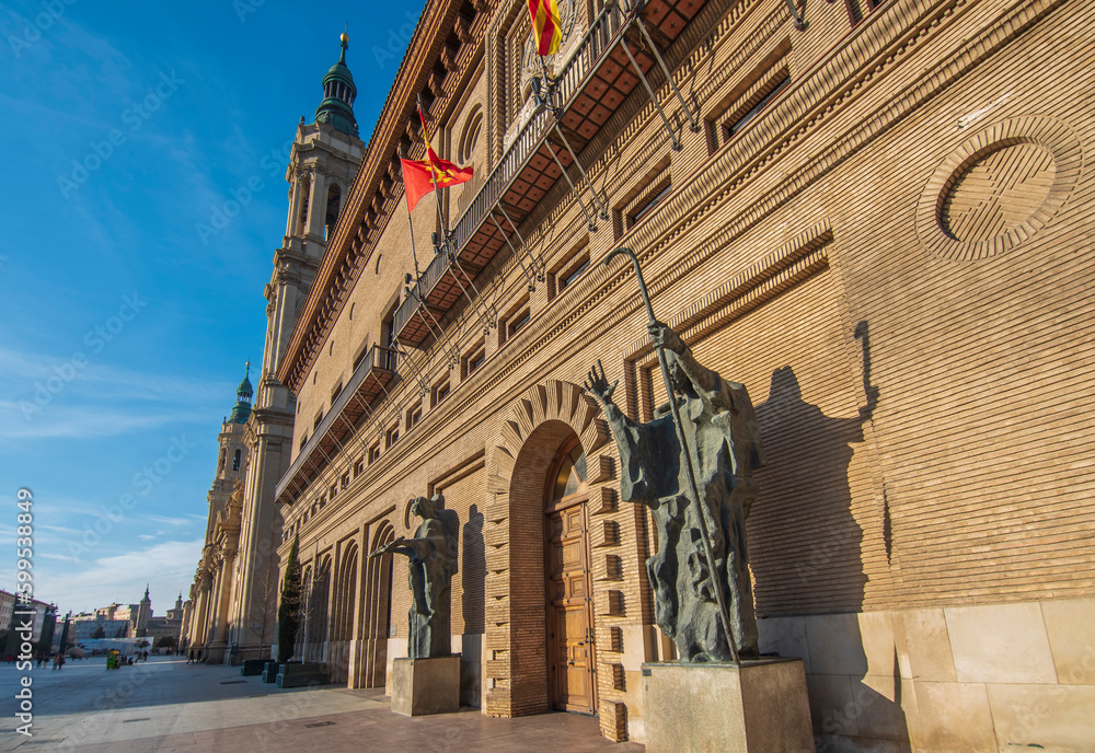 Naklejka premium various sights of zaragoza city spain