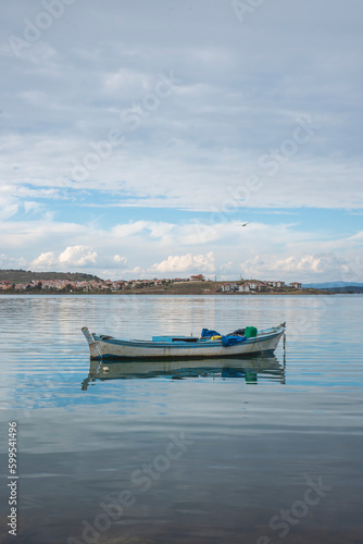 boat on the lake © Aytug Bayer